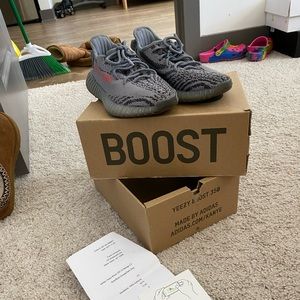 Yeezy Boost 350 V2